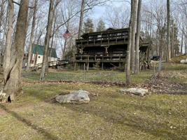 532 Hickman Shores Rd