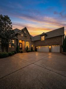1055 Litchfield Pl
