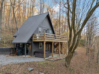 8861 Aunt Helen Road