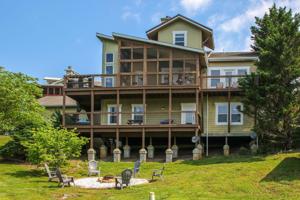 115 Sandgate Dr
