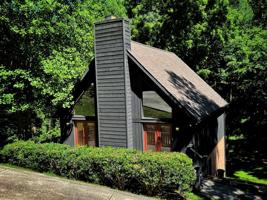 745 Harbor Dr