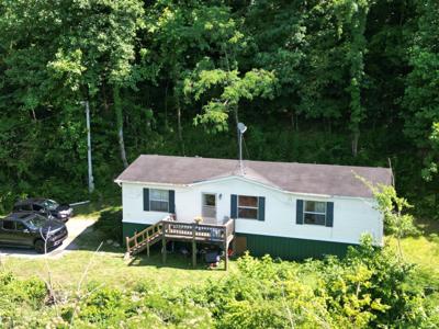 242 Lynch Ln