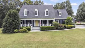 643 Bluff Dr