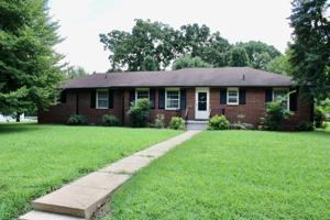 109 Woodland Dr
