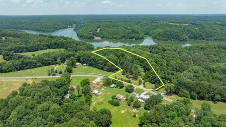 7542 Chestnut Ridge Rd
