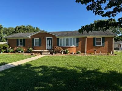 123 Bel Aire Dr