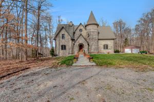 415 Pine Orchard Rd