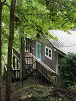 132 Lake View Ct