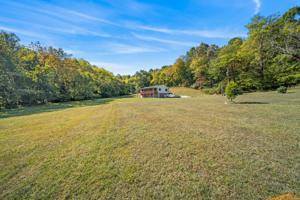 331 Sanders Ln NE