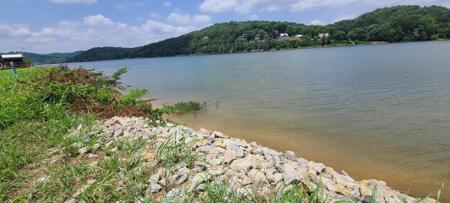 557 Riverfront Dr