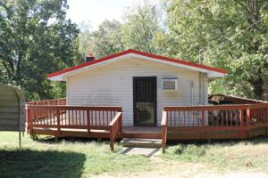 124 Glen Cove Rd