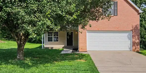 1109 Benton Mason Dr