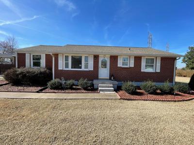 498 Carman Ave
