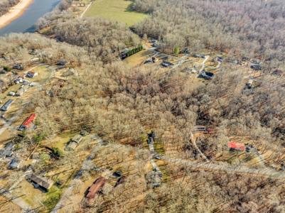 272 Woodland Way