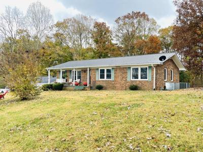 166 Hillview Dr