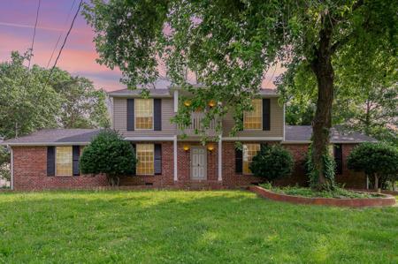 3516 Saxon Mist Ct