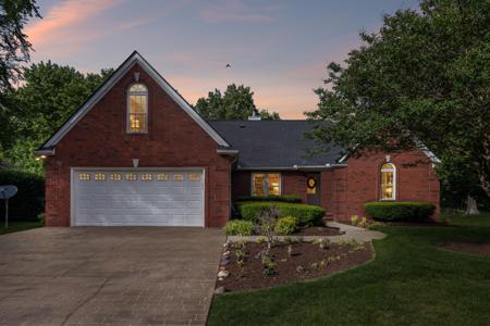 1927 Turfland Dr