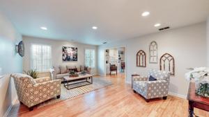 1810 Keeneland Ct