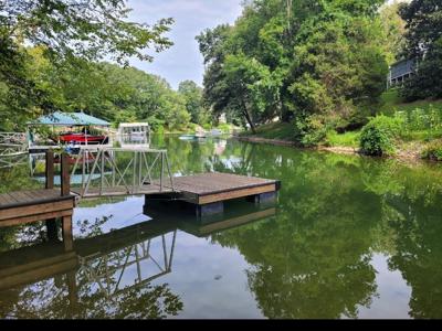 138 Bluff Dr