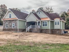 81 Waters Edge Dr