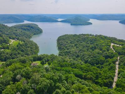 59 Harbor Pointe Dr