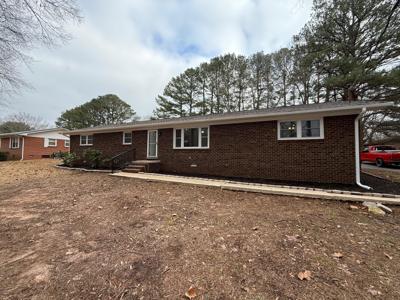 204 Orchard Ln