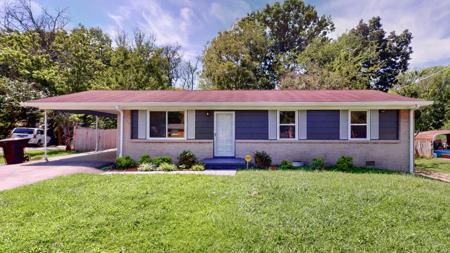 1810 Fern Dr