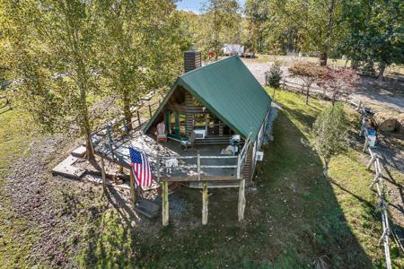 628 Lakeview Dr