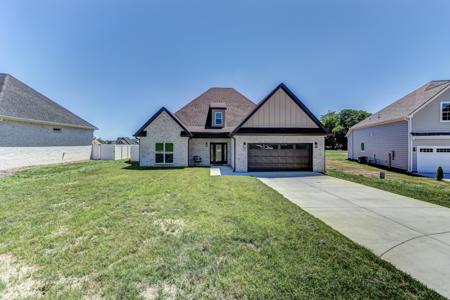 53 Summerset Dr