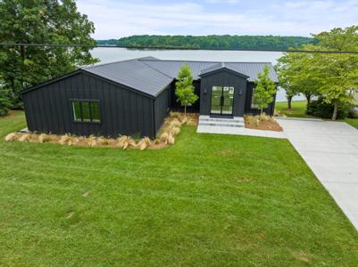 752 Magnolia Dr