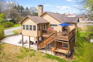 204 Petty St