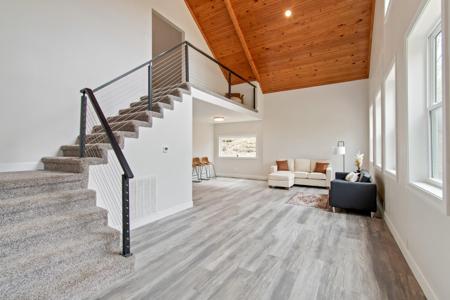 283 Barber Ln