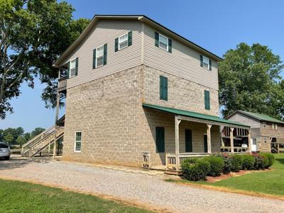 965 Arnold Ln