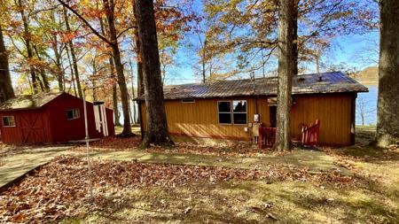 208 Bayview Dr