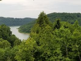 18 Crest Dr 