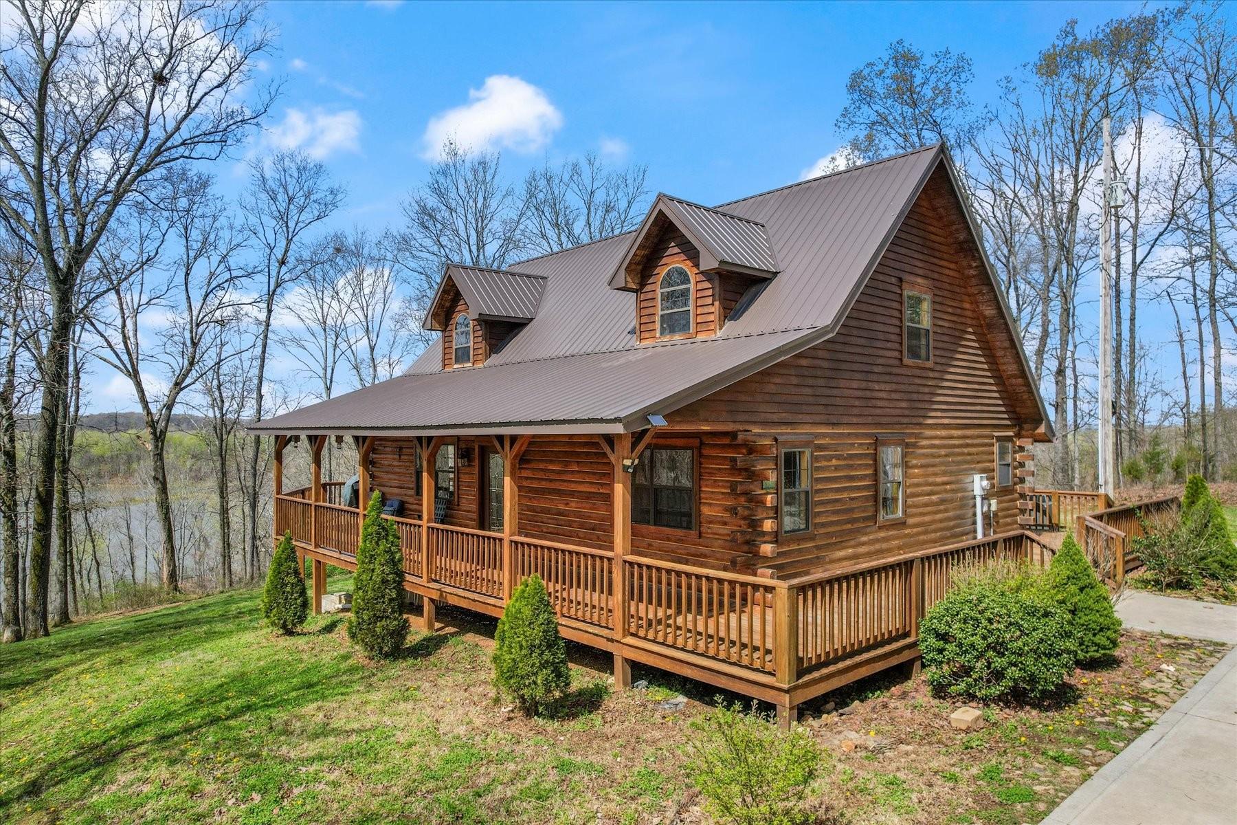 237 Lewis Cir, Dover, TN lhrmls02087689