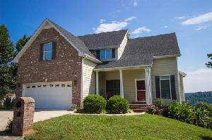 225 Lakewood Cir