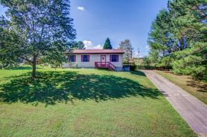 117 Castle Ln