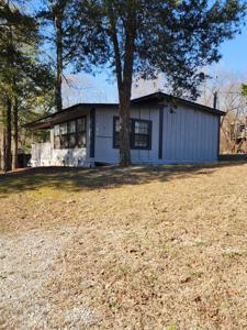 699 Highlander Rd