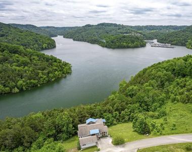 140 Sandgate Dr