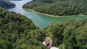 275 Silver Point Rd