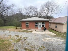 304 W Hull Ave W