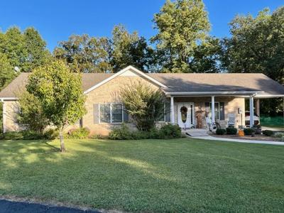 50 Lake Court Dr
