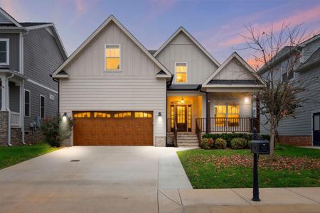70 Lake Life Ct