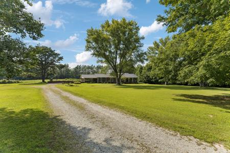216 Napier Lake Rd