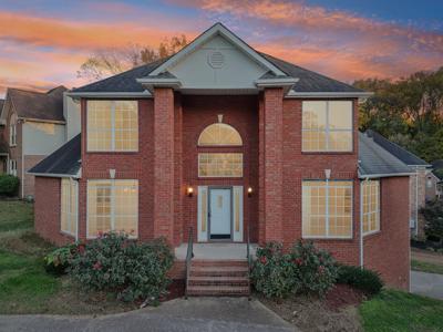 2201 S Ashford Ct