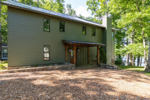 123 Laurel Loop