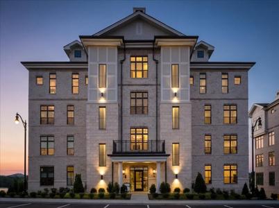 1024 Club View Dr