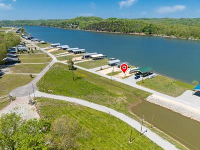 1039 River Front St