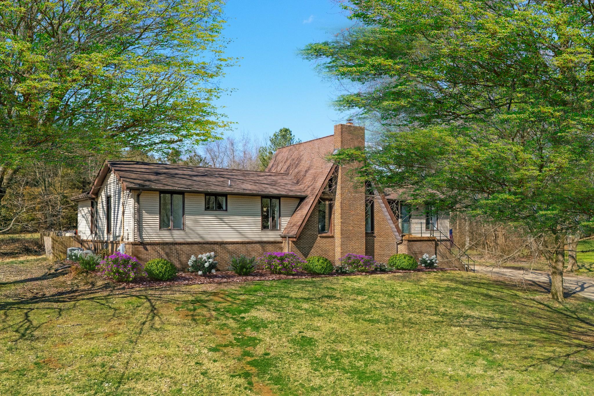 1499 Saundersville Ferry Rd, Mount Juliet, TN lhrmls02033615